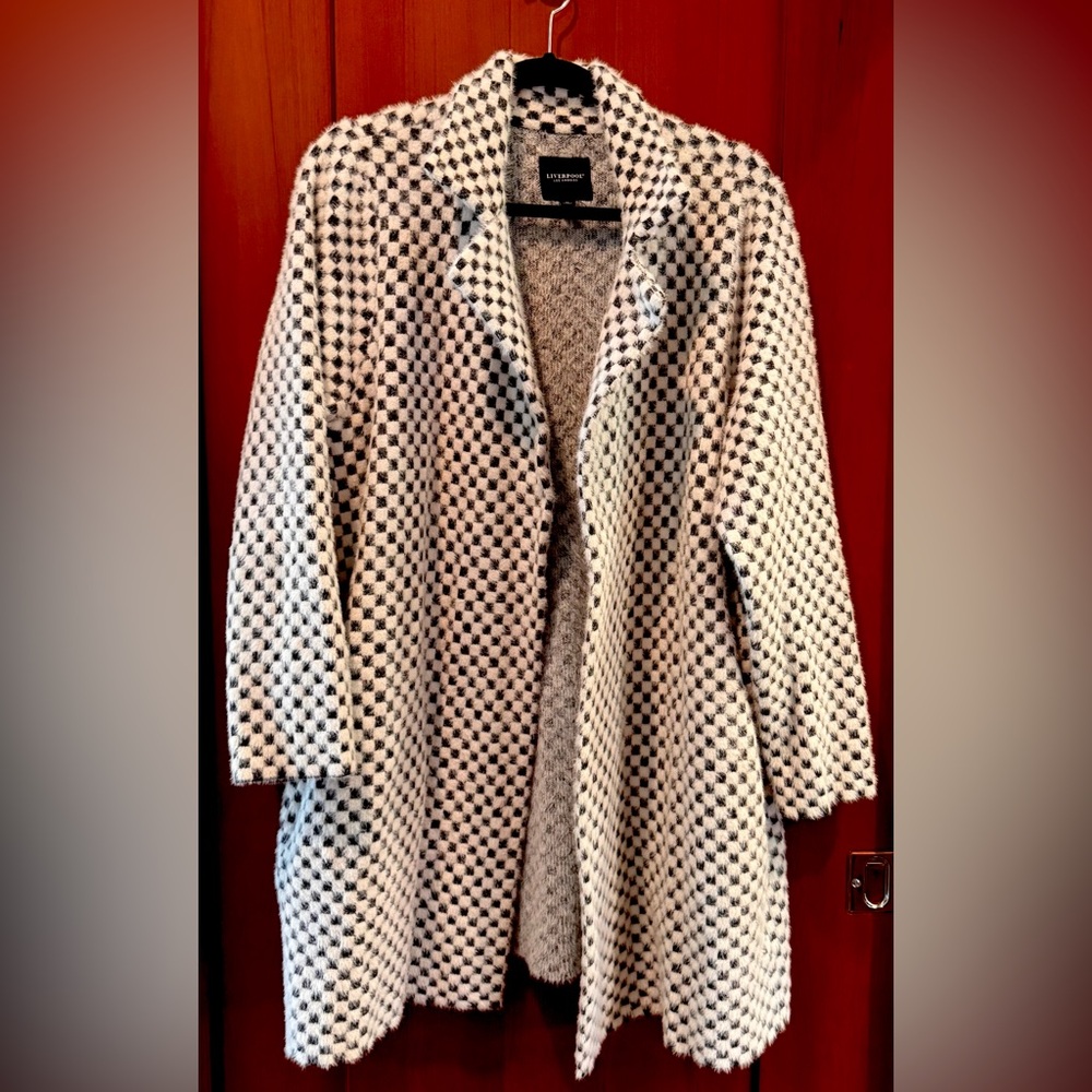 Liverpool Black and White Textured Jacket